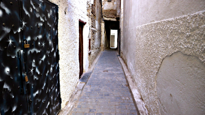 The passageways in Medina are narrow and dark.