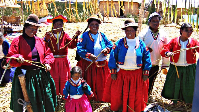Uros people lead a sedentary lifestyle.